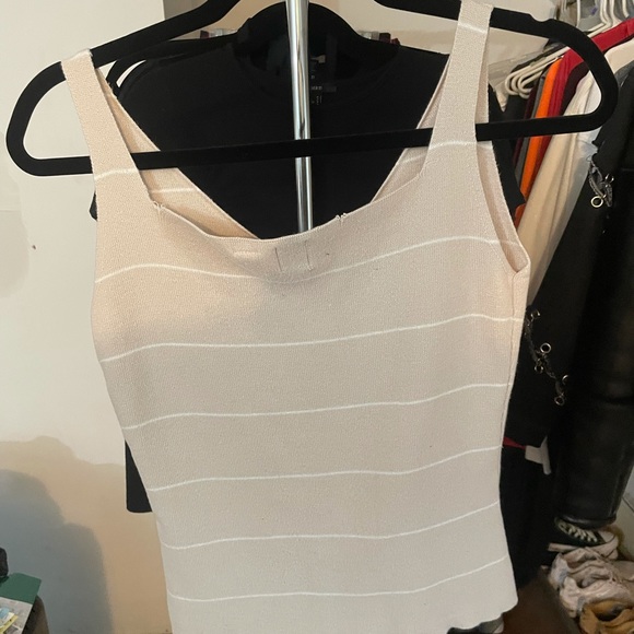 Small 100% cotton - Picture 3 of 3